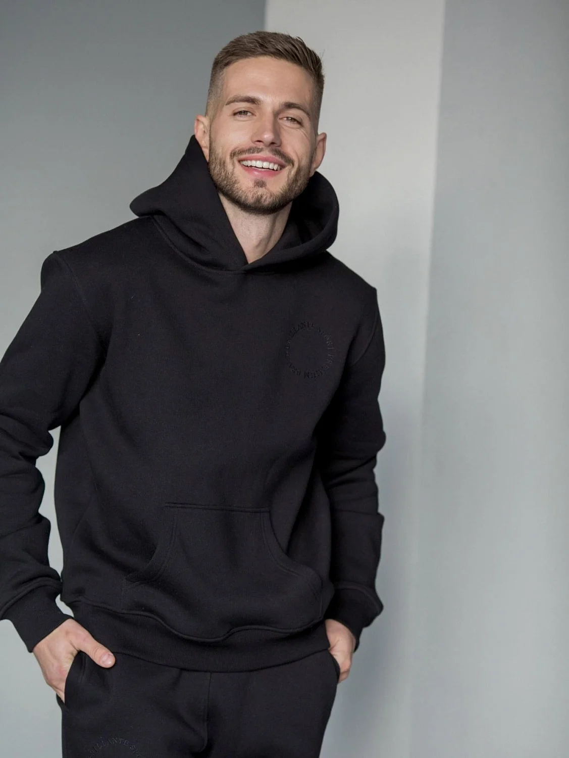 Костюм спортивный мужской цвет Черный Костюм спортивный мужской цвет Черный