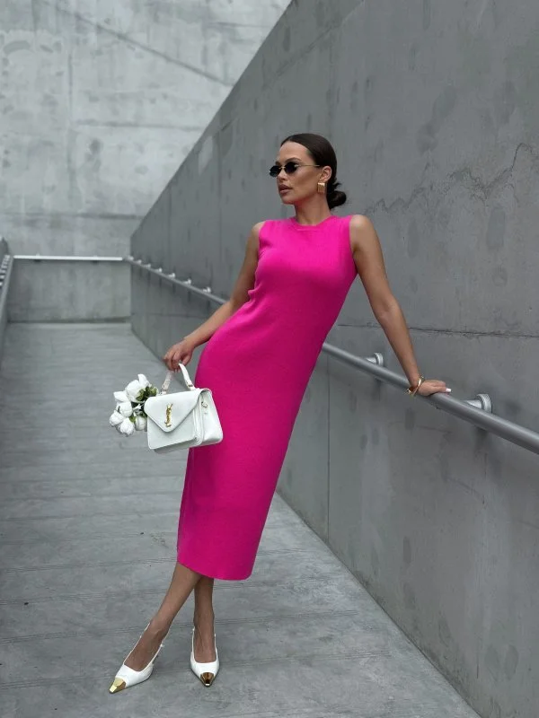 Платье трикотажное CHIC цв. ослепительный розовый