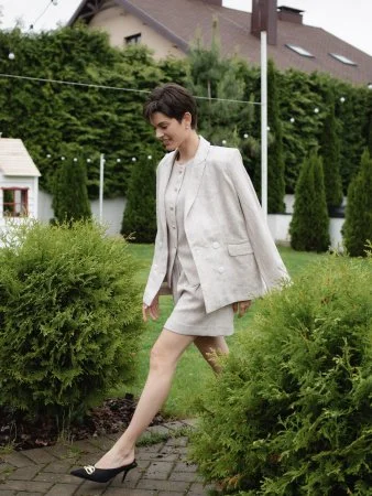 Жакет двубортный цвет натуральный Купить Жакет двубортный цвет натуральный в фирменном магазине спортивной одежды Brillante.by