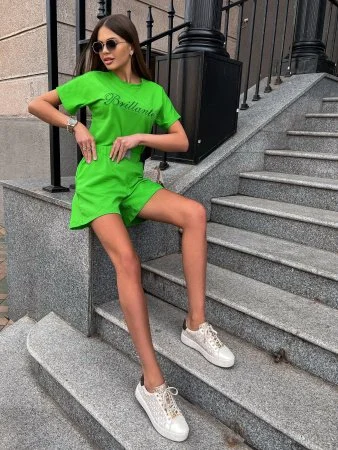 Костюм женский с шортами Грин Купить Костюм женский с шортами Грин в фирменном магазине спортивной одежды Brillante.by