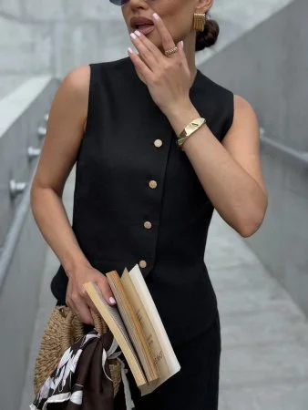 Жилет с круглым горлом цвет чёрный Купить Жилет с круглым горлом цвет чёрный в фирменном магазине спортивной одежды Brillante.by