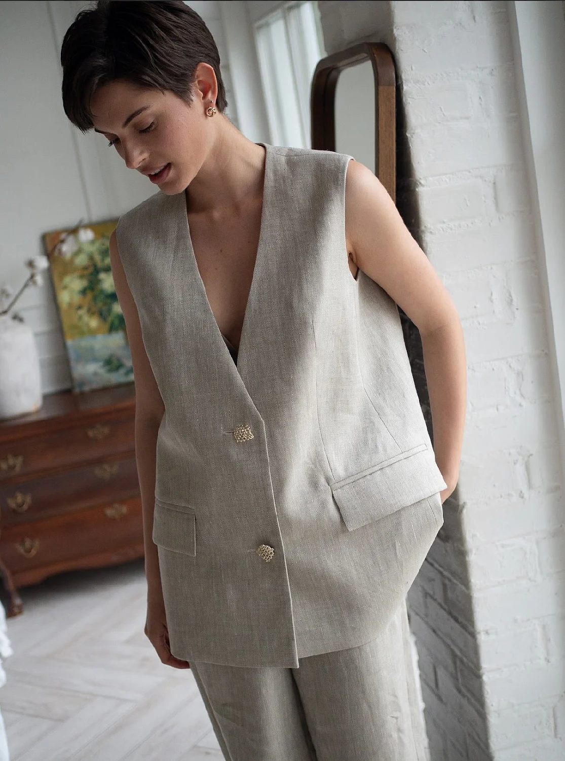 Жилет удлиненный цв. беж (рис.мелкая ёлочка) Жилет удлиненный цв. беж (рис.мелкая ёлочка)