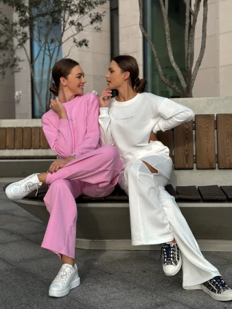 Костюм "I am a BRILLIANT" цвет Пинк Купить Костюм "I am a BRILLIANT" цвет Пинк в фирменном магазине спортивной одежды Brillante.by