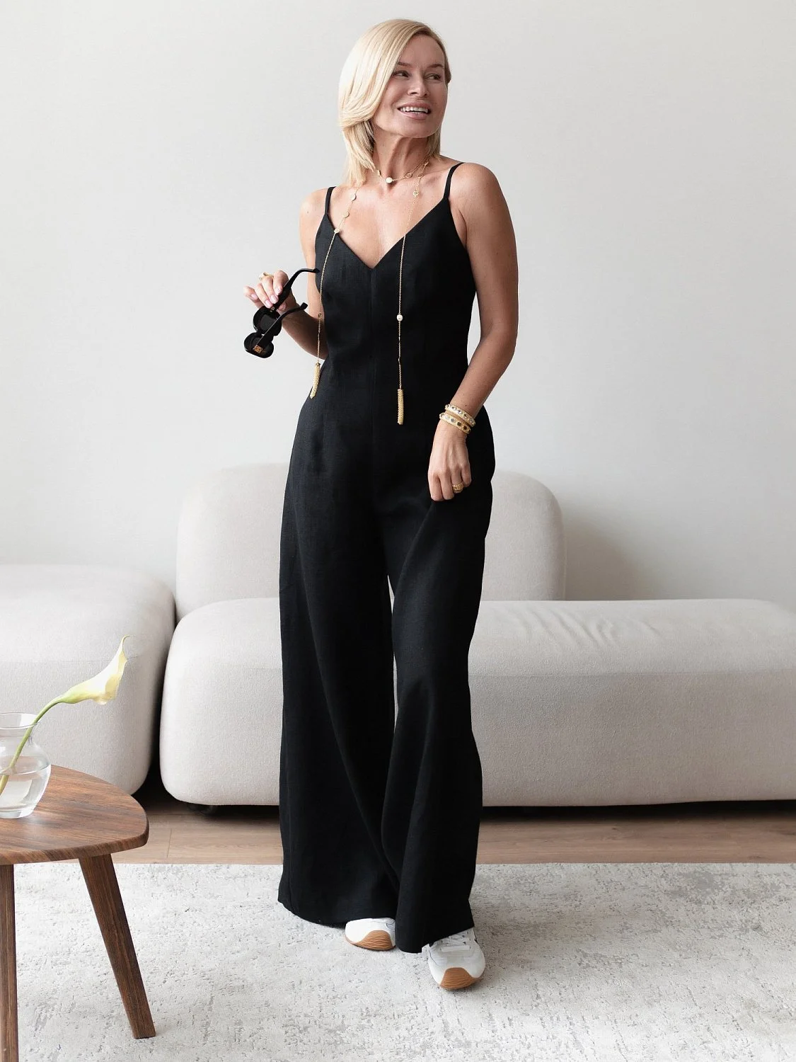 Комбинезон брючный цвет черный Комбинезон брючный цвет черный