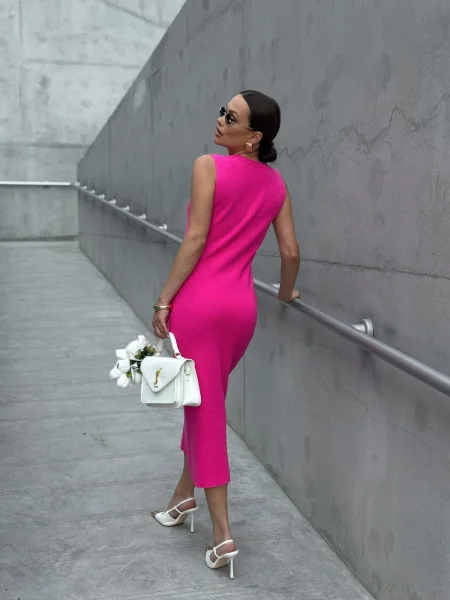 Платье трикотажное CHIC цв. ослепительный розовый Платье трикотажное CHIC цв. ослепительный розовый - в фирменном магазине спортивной одежды Brillante.by