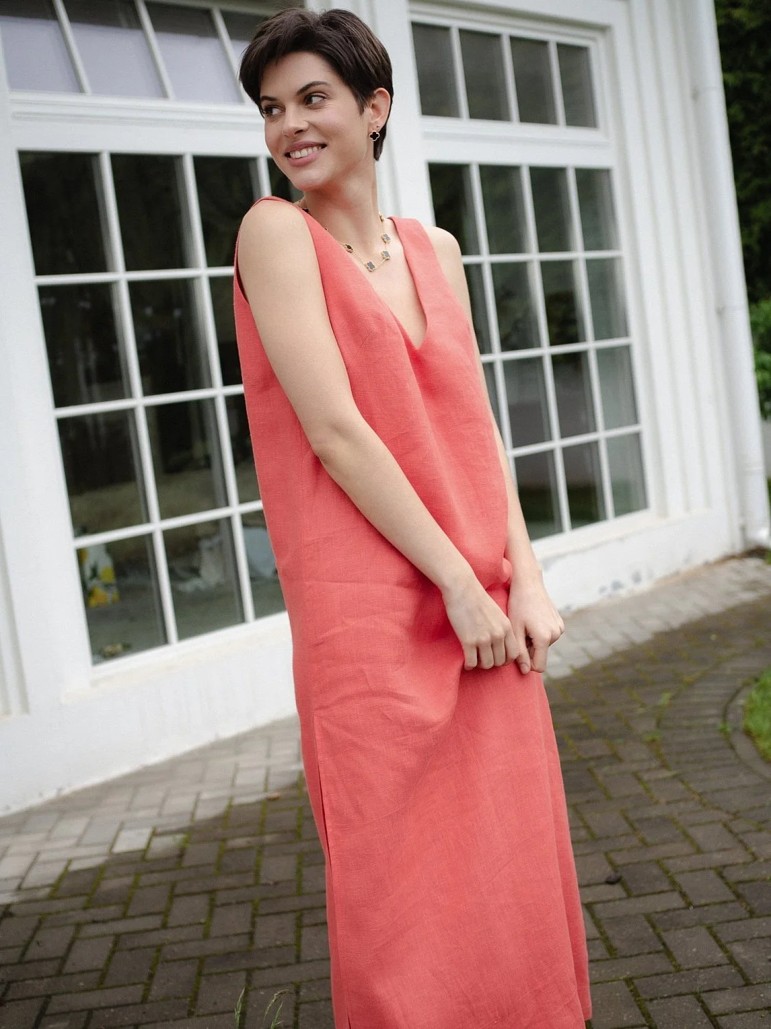 Платье с V-образным вырезом цвет Коралл Платье с V-образным вырезом цвет Коралл