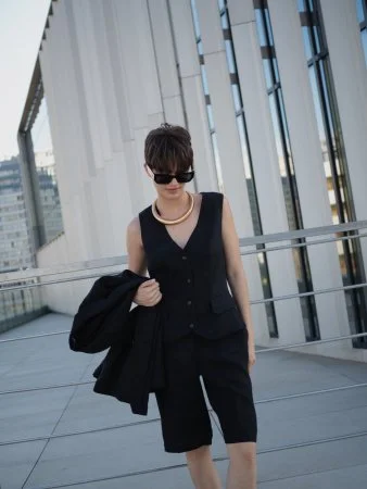 Бермуды льняные цвет черный Купить Бермуды льняные цвет черный в фирменном магазине спортивной одежды Brillante.by