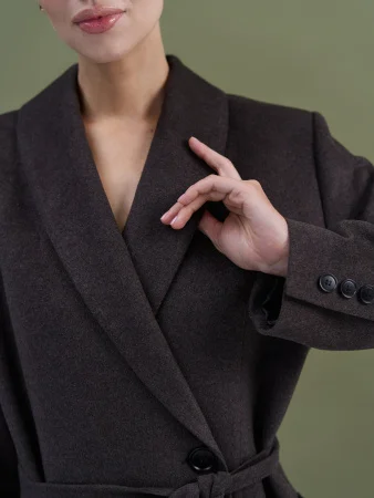 Пальто-халат (шерсть/кашемир) цв. коричневый Купить Пальто-халат (шерсть/кашемир) цв. коричневый в фирменном магазине спортивной одежды Brillante.by