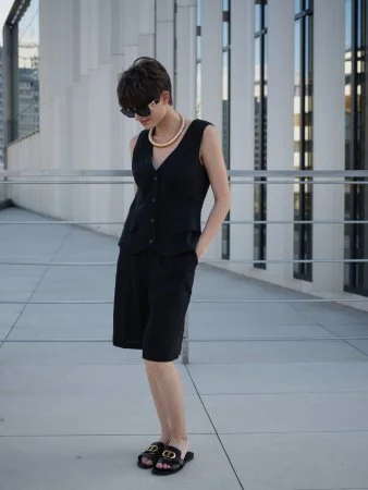 Бермуды льняные цвет черный Купить Бермуды льняные цвет черный в фирменном магазине спортивной одежды Brillante.by