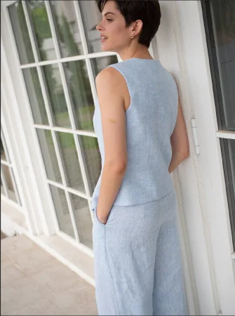 Жилет с круглым горлом цвет голубой Купить Жилет с круглым горлом цвет голубой в фирменном магазине спортивной одежды Brillante.by