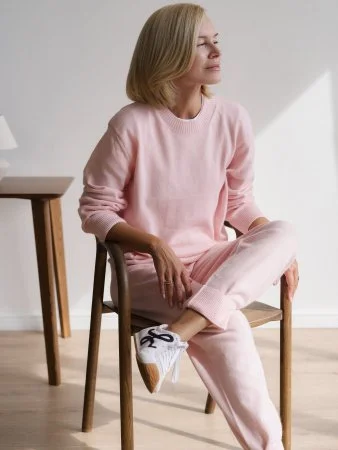 Купить Костюм из шерсти ангоры цвет ПЕРСИКОВО-РОЗОВЫЙ в фирменном магазине спортивной одежды Brillante.by