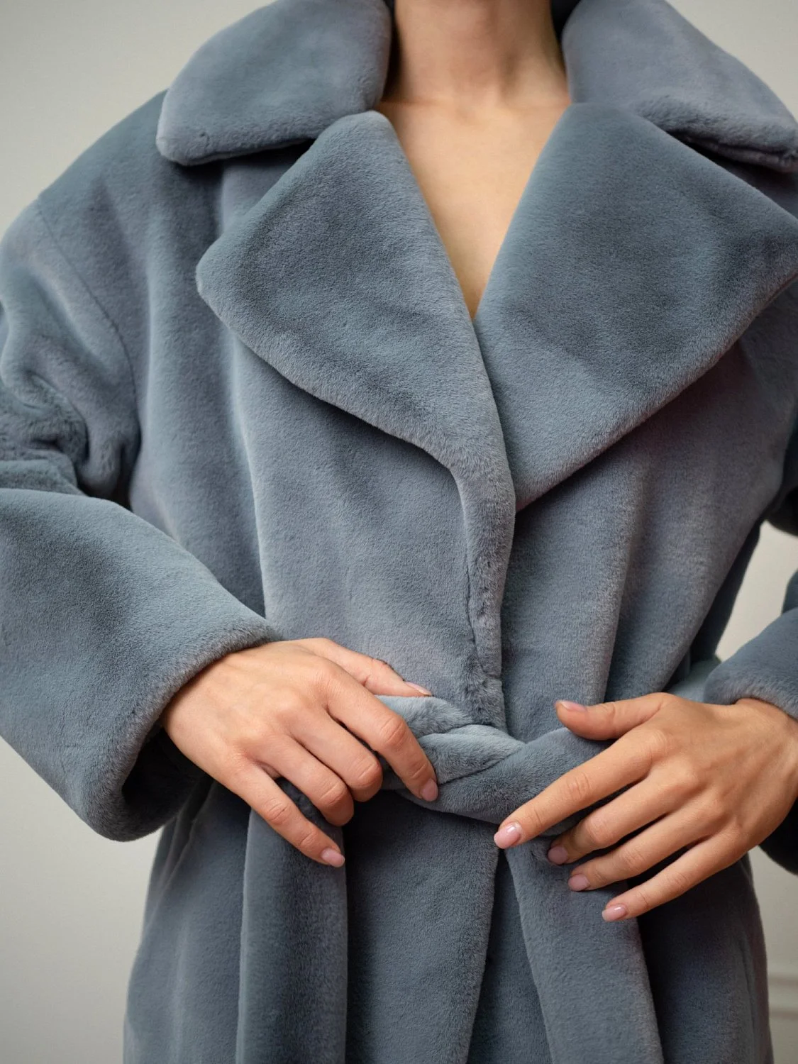 Шуба халат цвет Серо-голубой Шуба халат цвет Серо-голубой