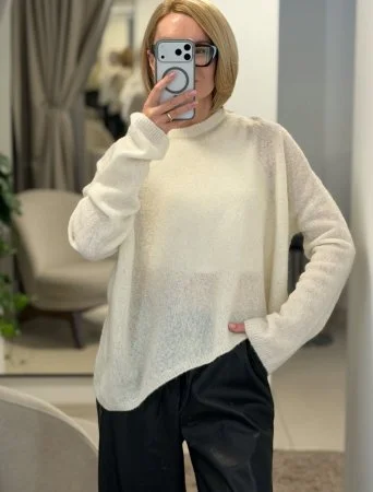 Купить Свитер из мохера цвет Айвори в фирменном магазине спортивной одежды Brillante.by