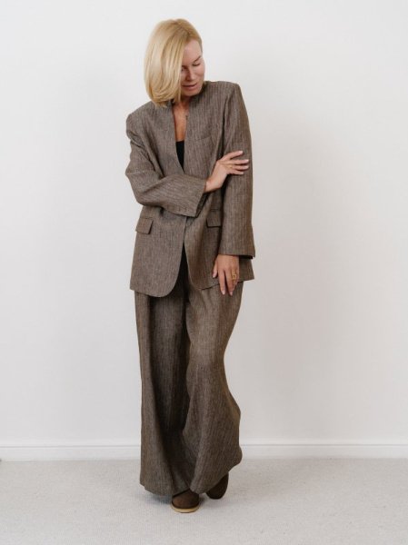 Брюки  цв.коричневый , рис. елочка