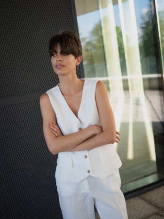 Купить Жилет льняной цвет белый в фирменном магазине спортивной одежды Brillante.by